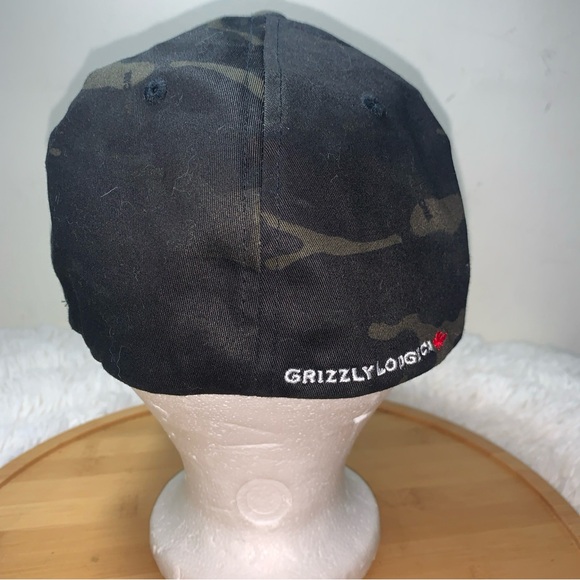 Grizzly Lodge Hat Cap Black Canada Flex fit L-XL Camo Pattern - Picture 3 of 6